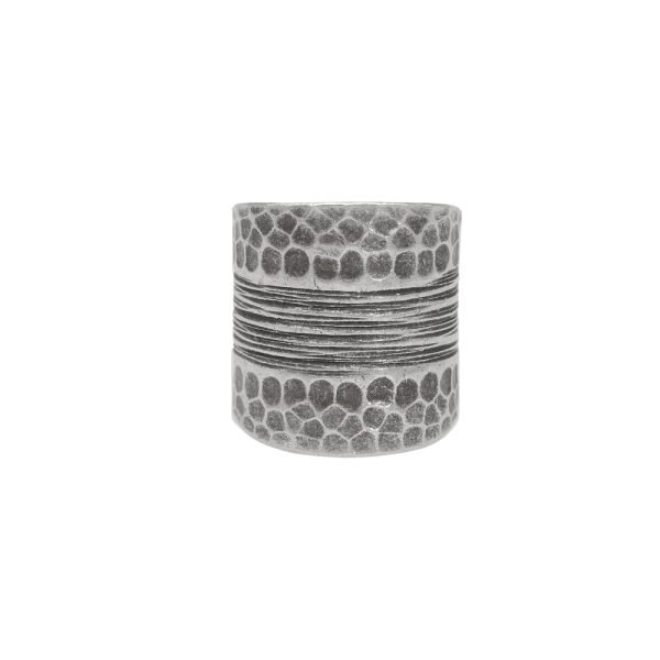ANILLO PUNTOS LÍNEAS HECHO A MANO