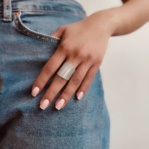 ANILLO LINEAS AJUSTABLE HECHO A MANO