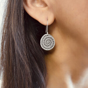 ARO LARGO ESPIRAL PUNTOS HECHO A MANO