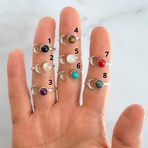 ANILLO AJUSTABLE LUNA PIEDRA NATURAL