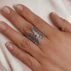 ANILLO AJUSTABLE ESPIRALES HECHO A MANO