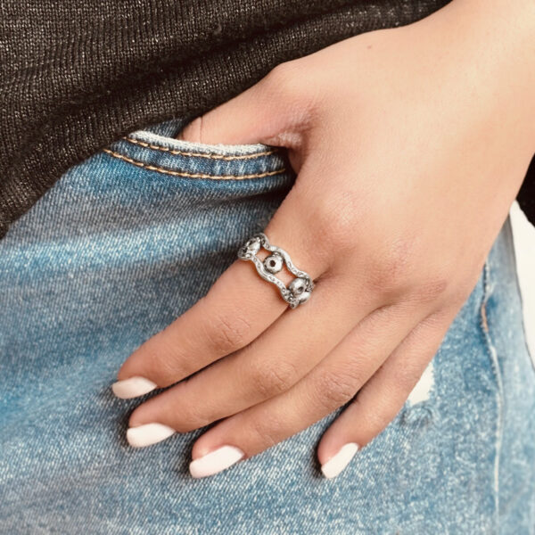 ANILLO AJUSTABLE  DISEÑO HECHO A MANO