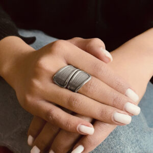 ANILLO AJUSTABLE ENVOLVENTE  HECHO A MANO