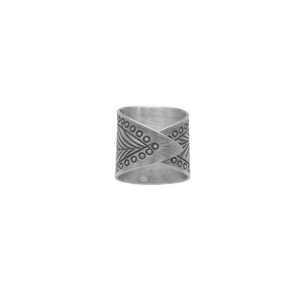 ANILLO AJUSTABLE HOJA TALLADA HECHO A MANO - Imagen 2