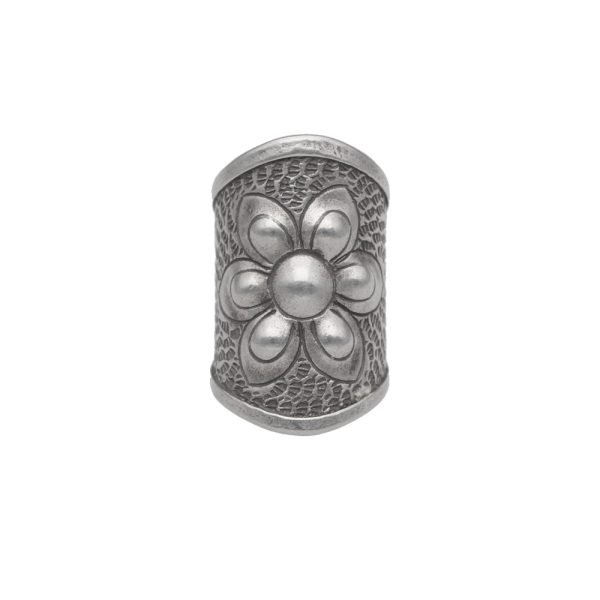 ANILLO AJUSTABLE FLOR TALLADA HECHO A MANO