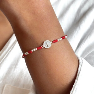 PULSERA AJUSTABLE SAN BENITO BOLITAS HILO ROJO